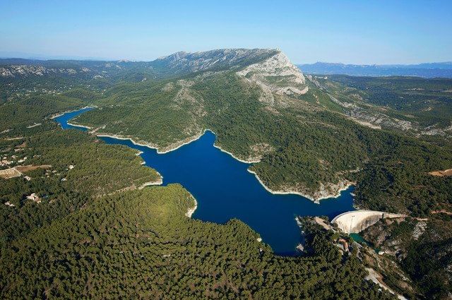 Baie de Marseille, Calanques, Sainte-Victoire...
