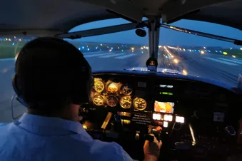 Balade aérienne en vol de nuit