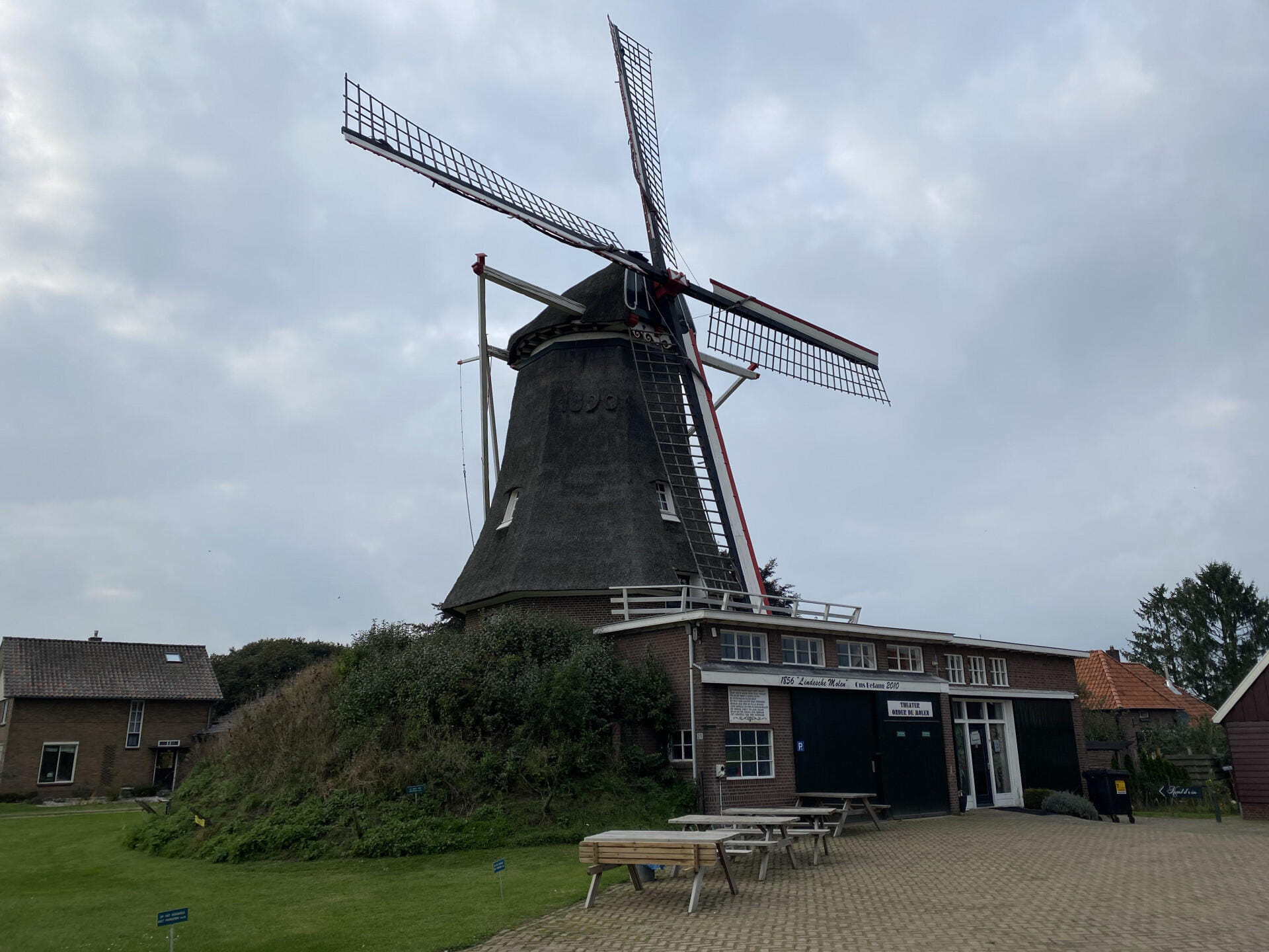 Niederländische Windmühlen