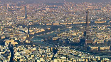 Découvrir Paris Ouest depuis le ciel