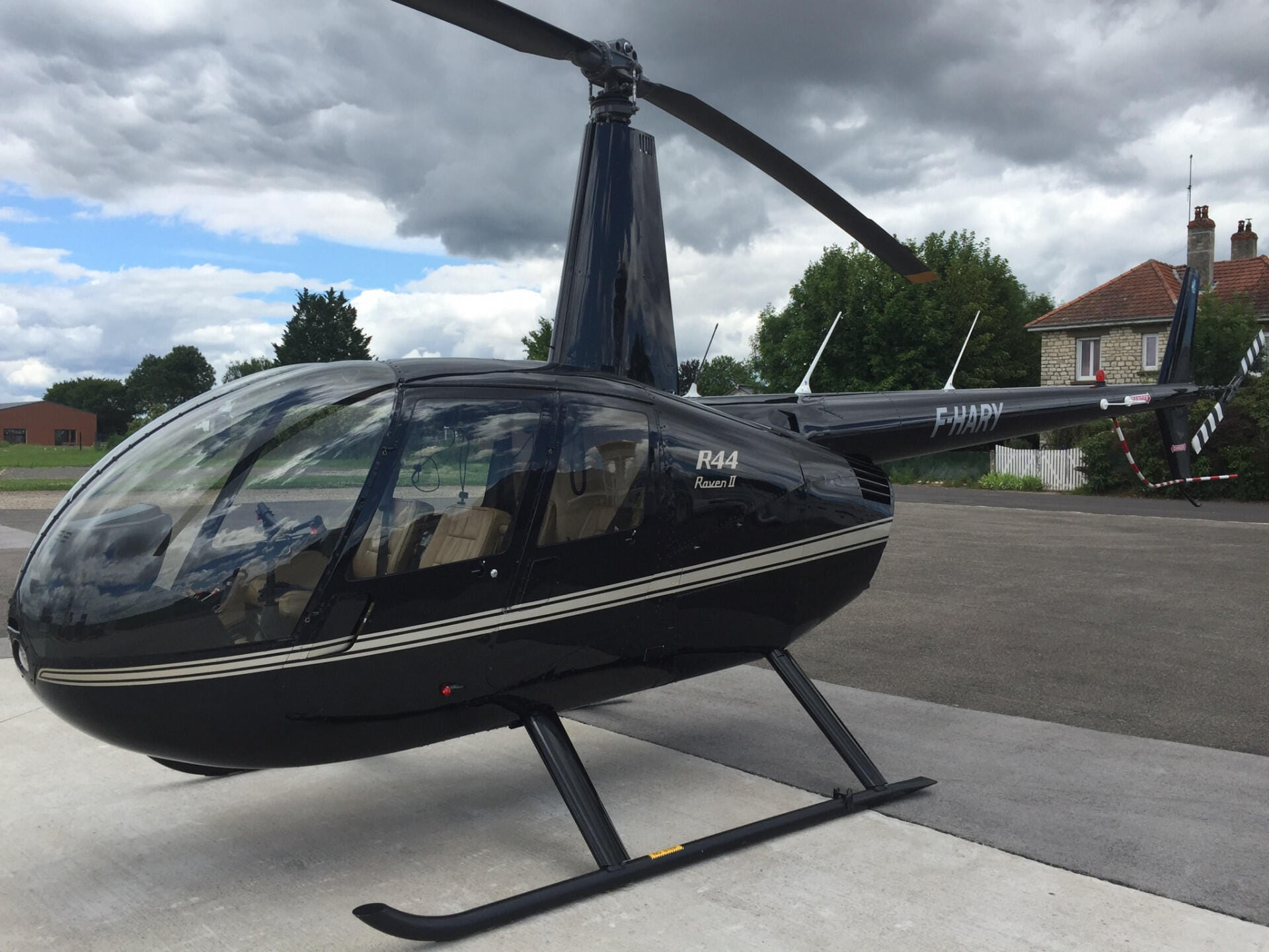 Helicoptere Robinson R 44 Raven .