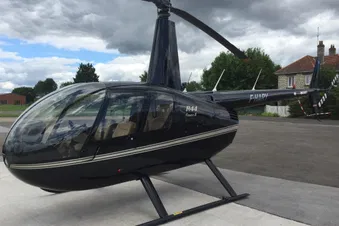 Helicoptere Robinson R 44 Raven .