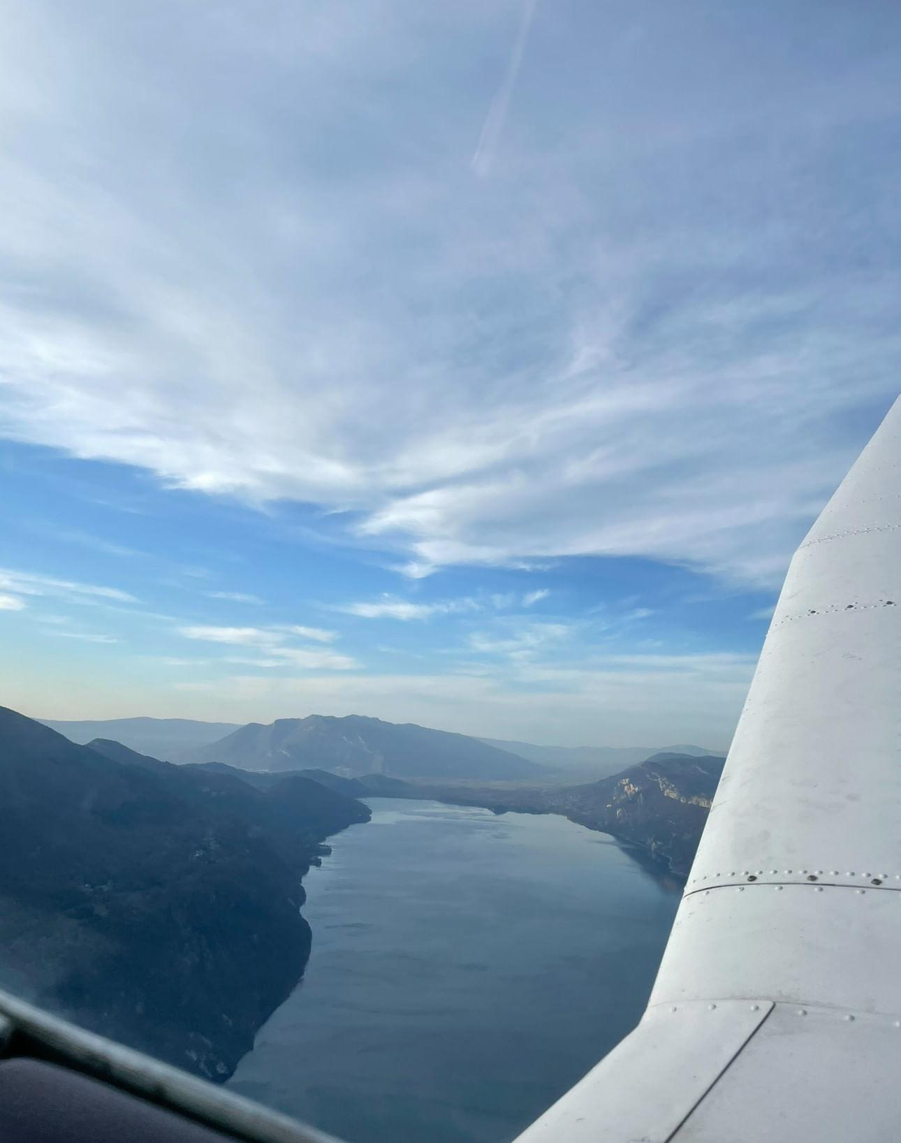 Vol au dessus du Lac du Bourget