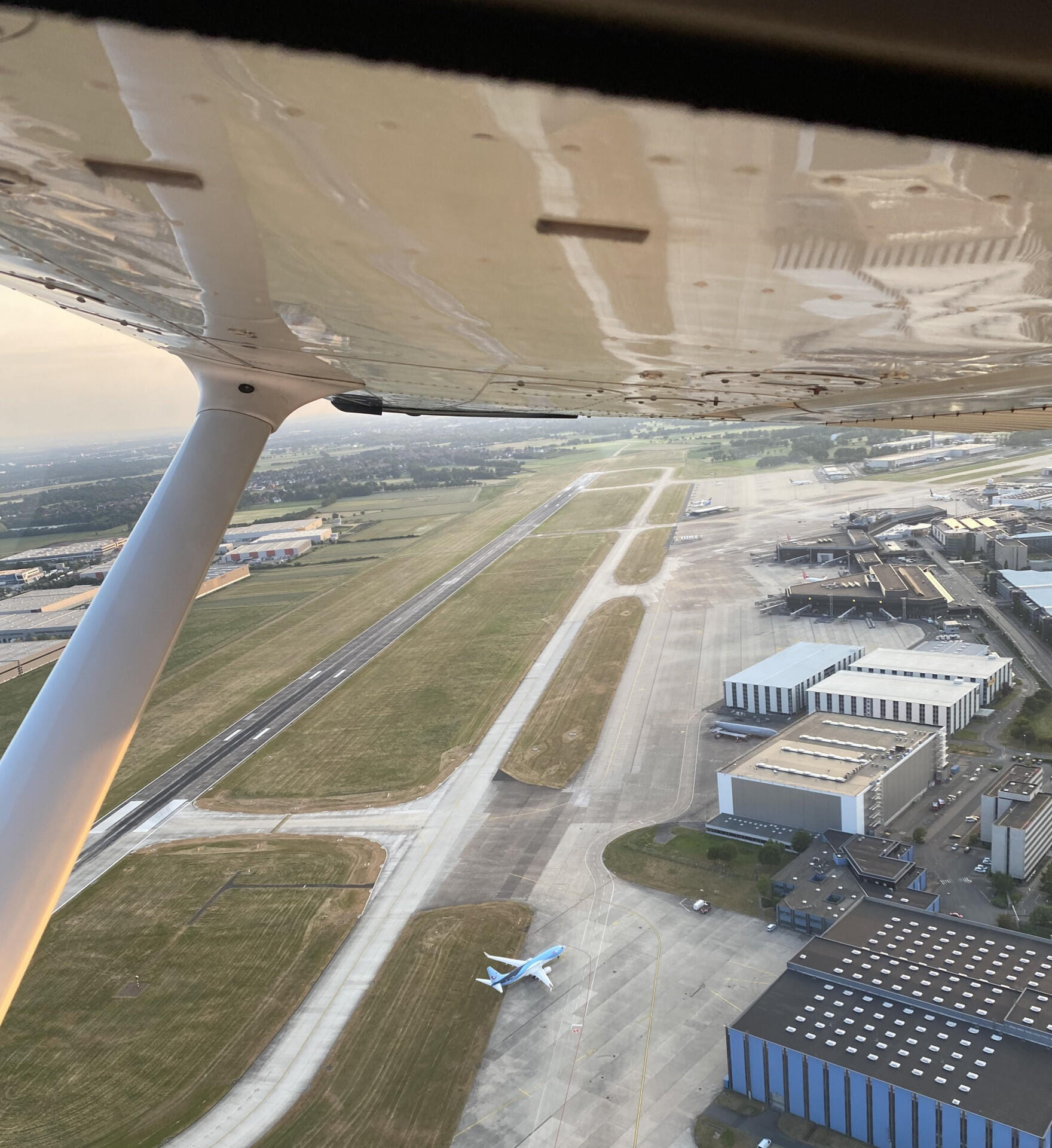 Flughafen Hannover von oben (Südbahn)