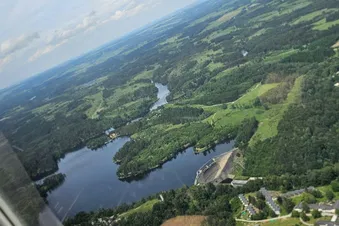Flug über den Ottensteiner Stausee im Waldviertel