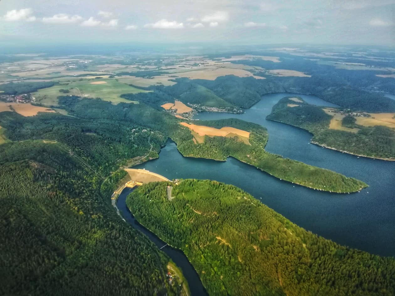 Hohenwarte Stausee mit Staumauer
