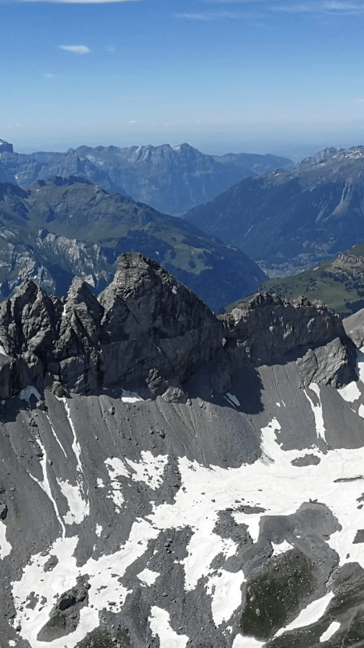 Helikopter Rundflug Rheinschlucht "Ruinaulta"