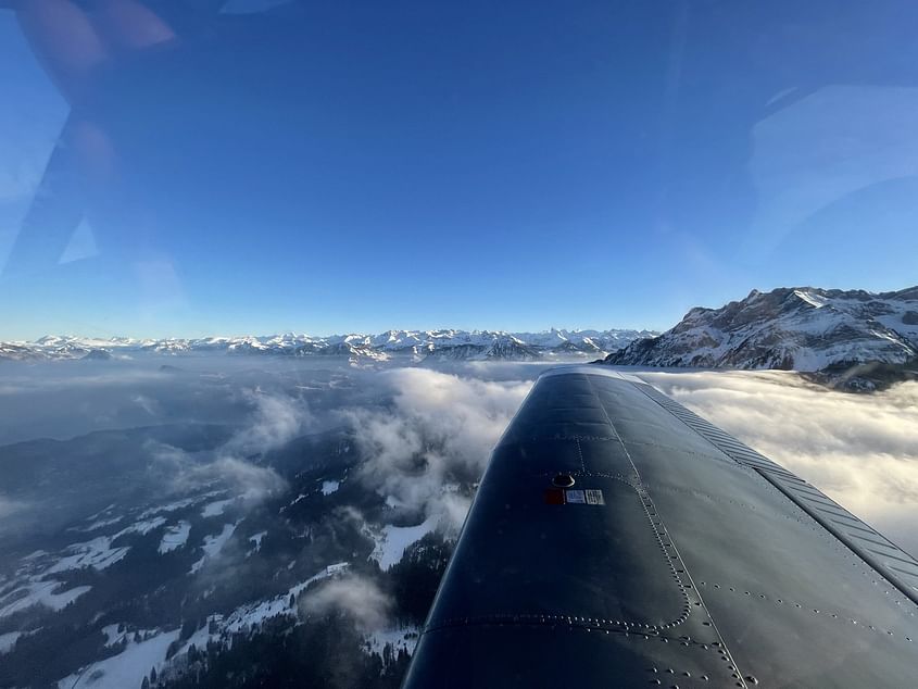 Rundflug mit eigener Wunschroute