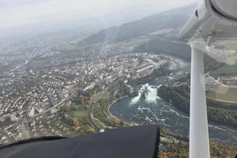 Wasserfall u. größtes Binnengewässer Europa