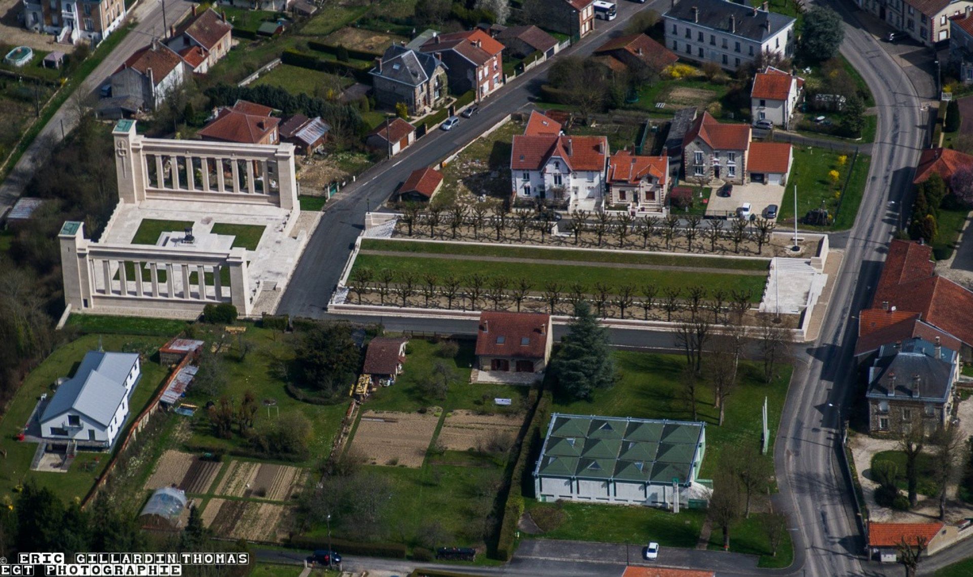 Un magnifique survol des lieux de mémoire autour de VERDUN !