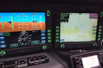 Découverte du vol aux instruments au départ de Niort (IFR)