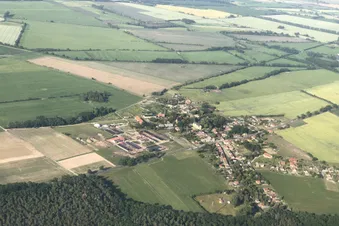 Kleiner Rundflug um die Bienenfarm