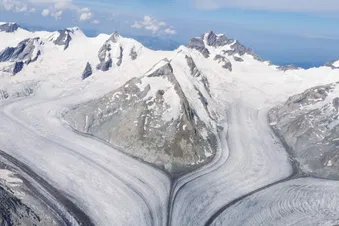 Vols d‘alpes avec pause à sion