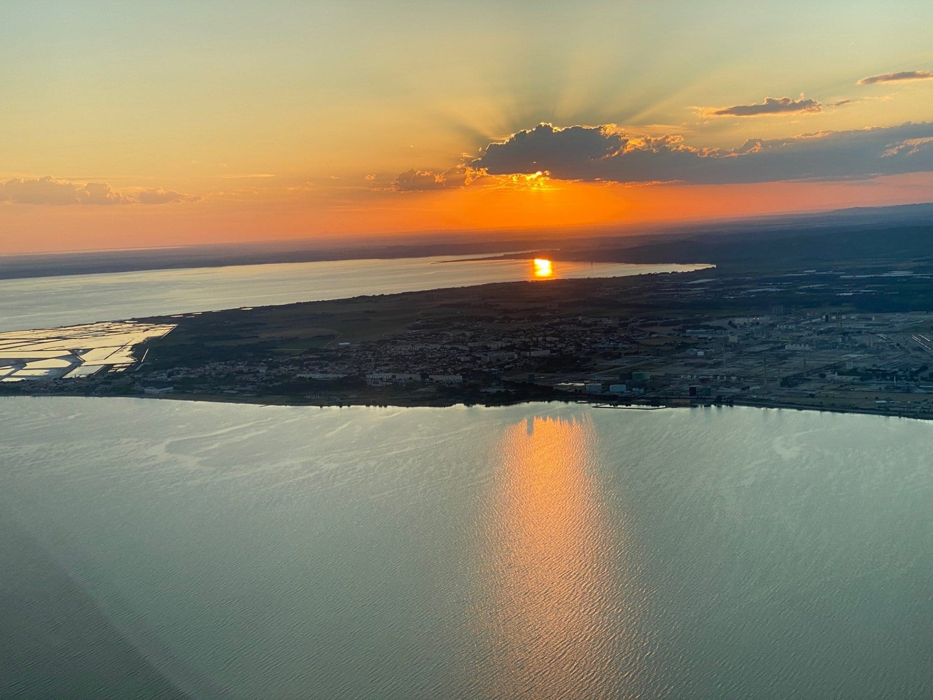 Survol de la belle France depuis Aix