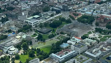 Talkessel Stuttgart und Barockstadt Ludwigsburg von oben
