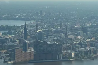 Planespotting: Hamburg Airport & Airbus Finkenwerder