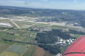 Anflug auf Flughafen Zürich