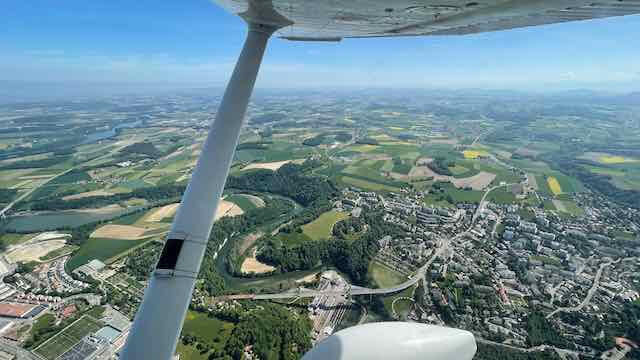 Un vol au cœur des Préalpes  ✈️🏔️