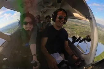 1 Stunde – Dein Flug, deine Route!