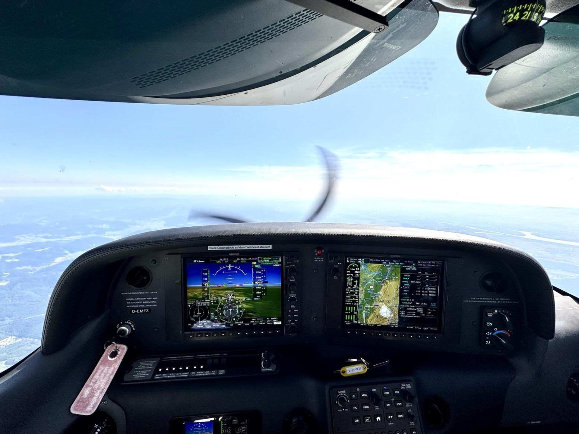 Modernste Technik in der Cirrus SR20 G6