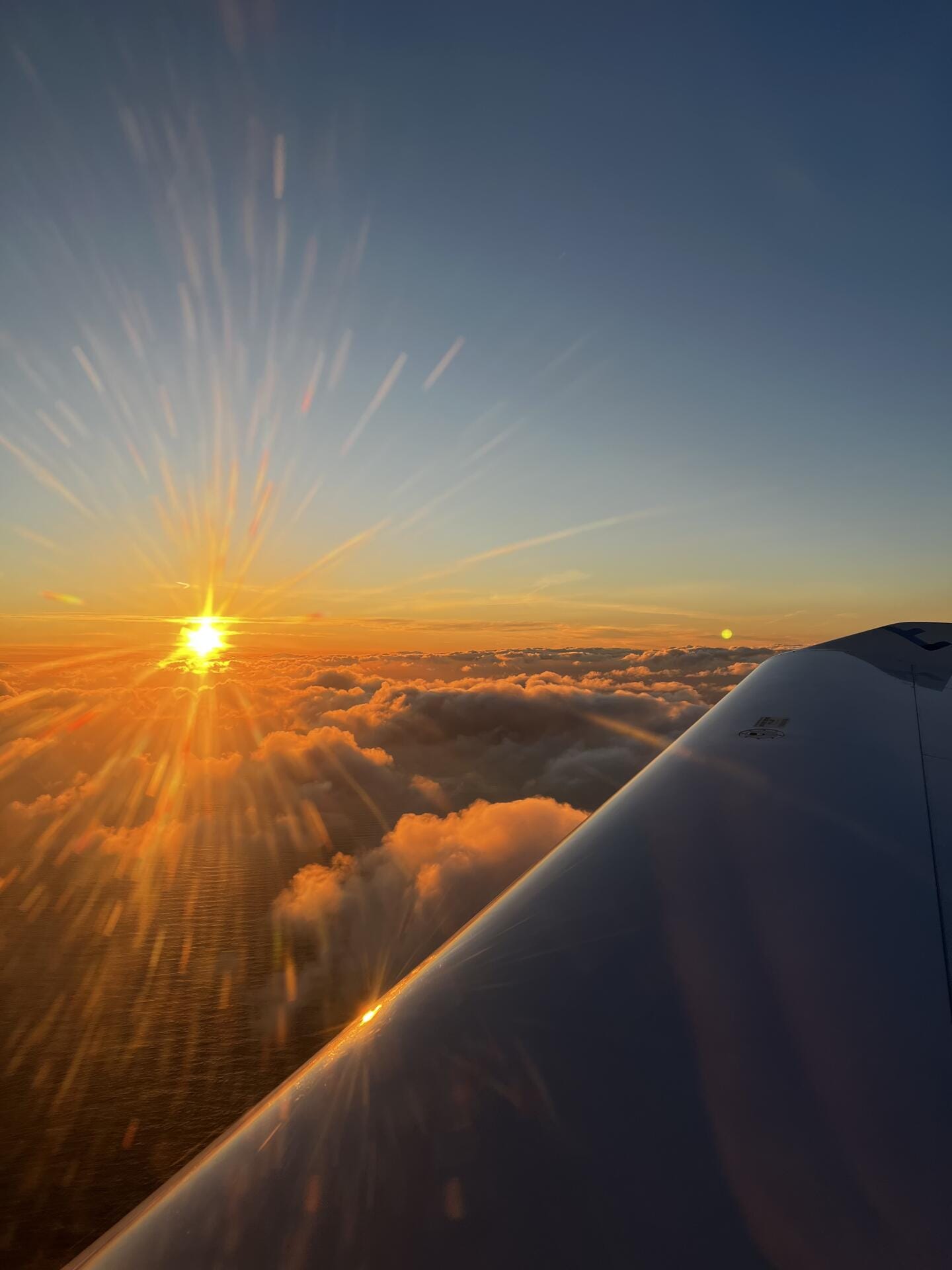Vol au coucher de soleil