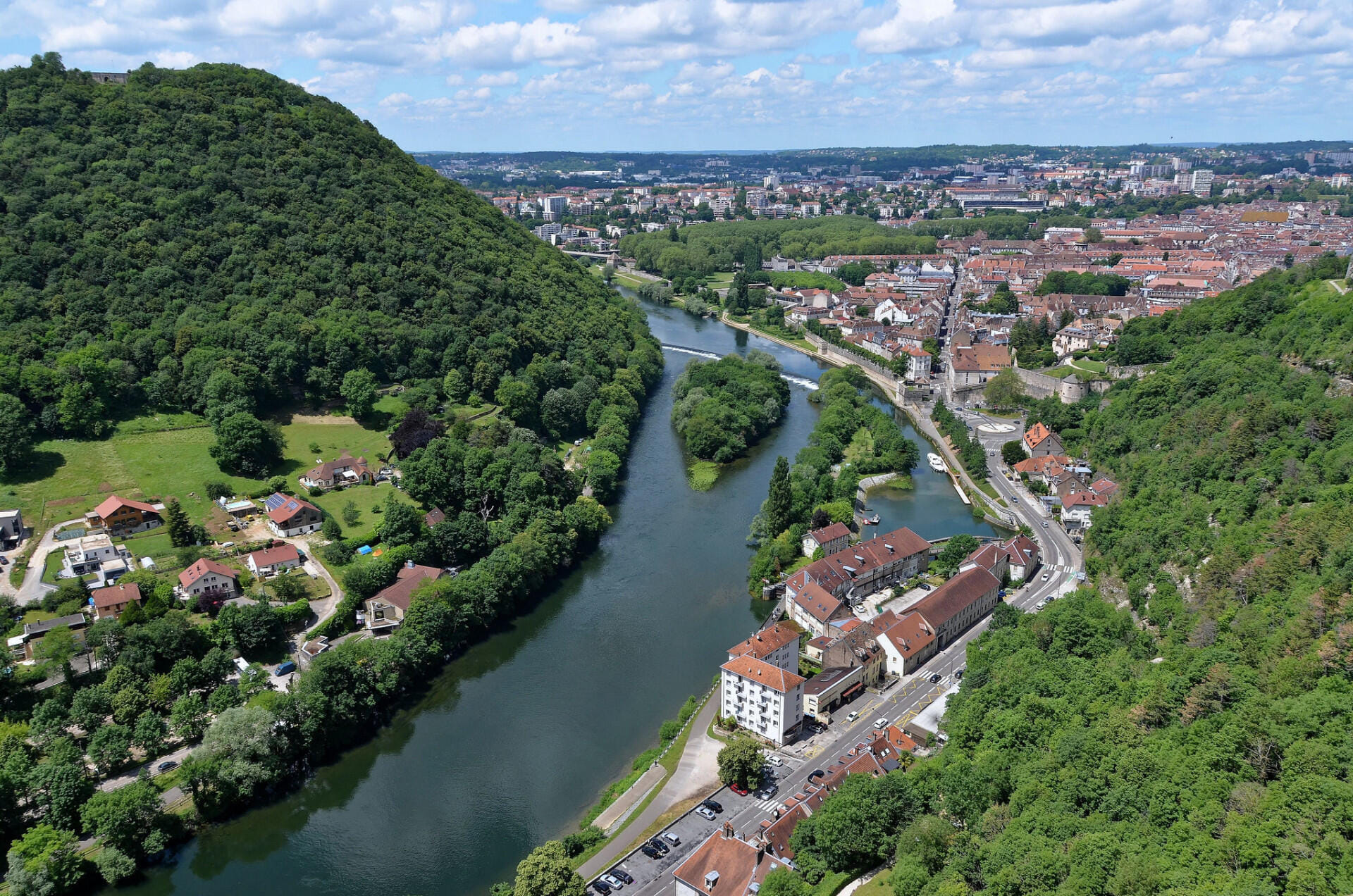 Besançon et ses alentours en hélicoptère - 20 min - France