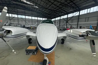 B55 - Rundflug in einer Beech B55 über das Saarland