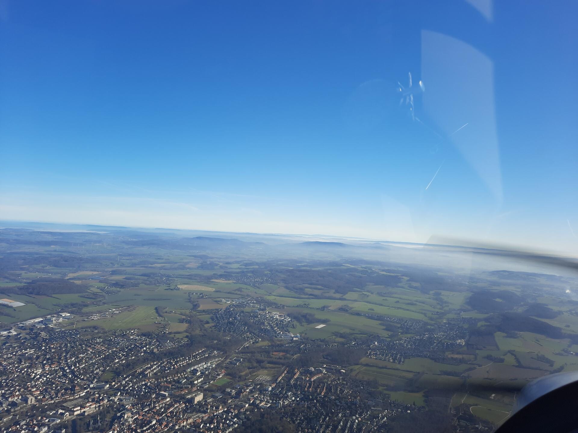 Rundflug ab Bielefeld für 1 Stunde die Richtung bestimmst du