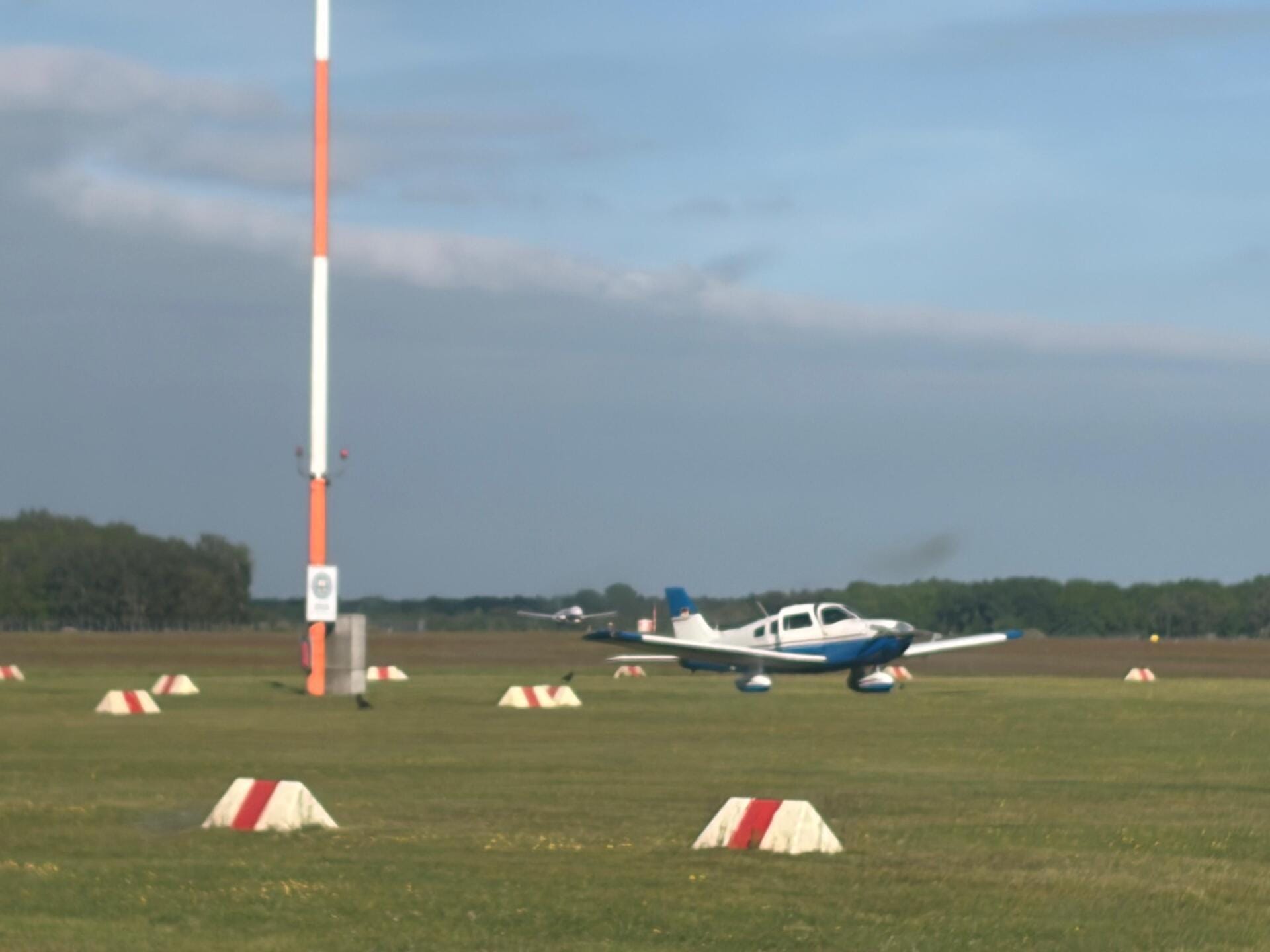 Flugplatz Lübeck Piper