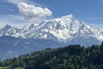 Massif du Mont-Blanc avec halte à Megève (LFHM)