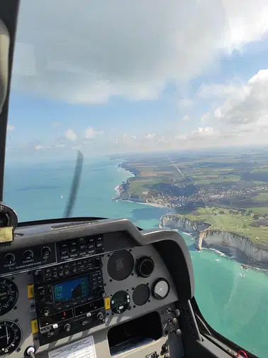 Étretat puis pont de Normandie en avion