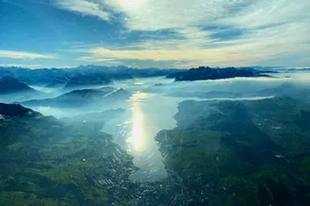 10 Seen und mehr als 100 Berggipfel!