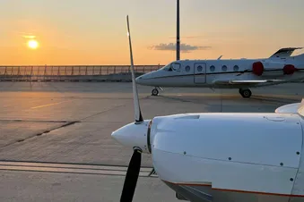 Flug nach Wunsch: Rundflug, Streckenflug oder Tagesausflug