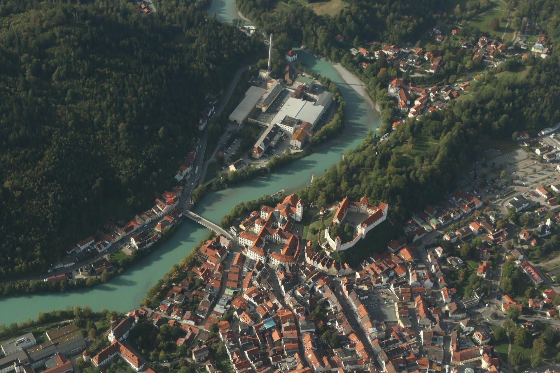 Füssen Altstadt mit Schloss