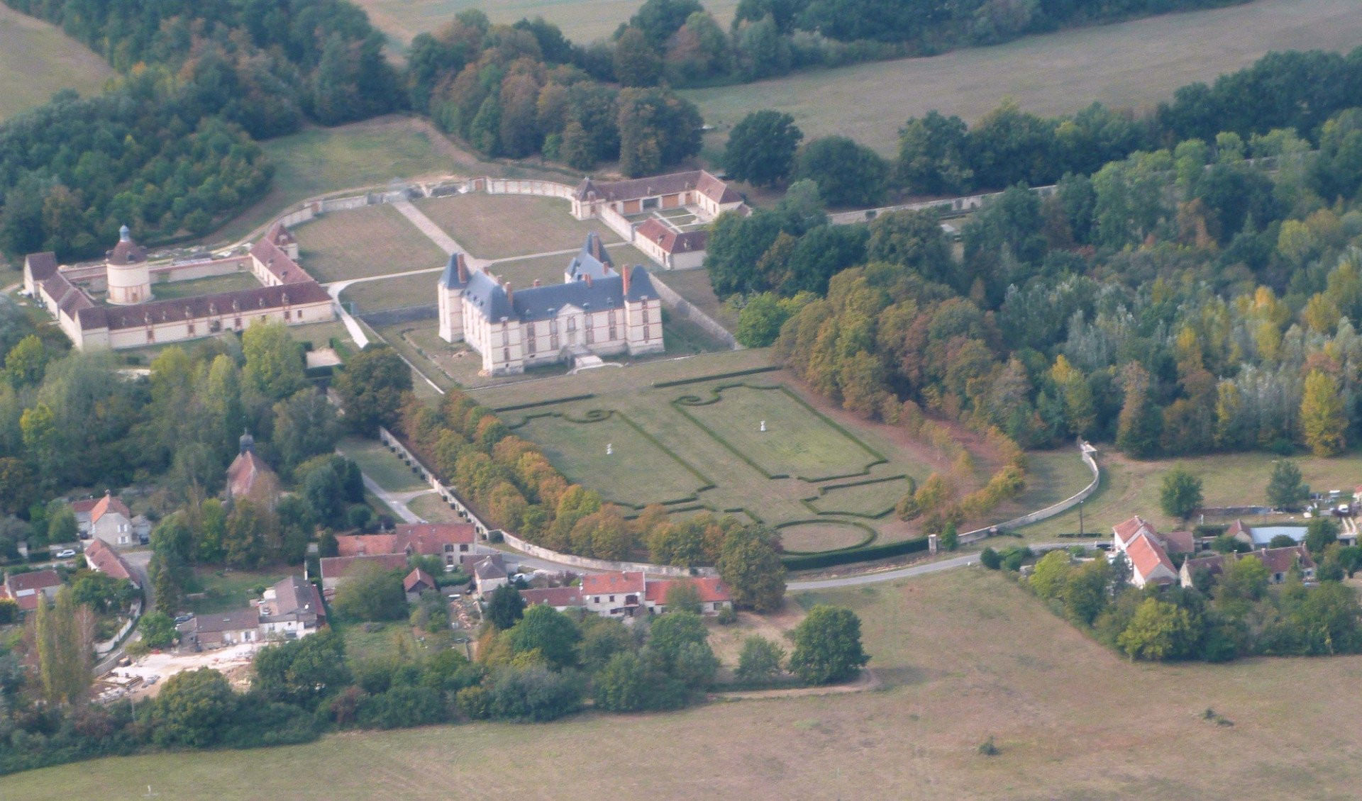 Survol des Châteaux Vaux le Vicomte et Fontainebleau