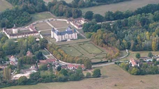 Survol des Châteaux Vaux le Vicomte et Fontainebleau