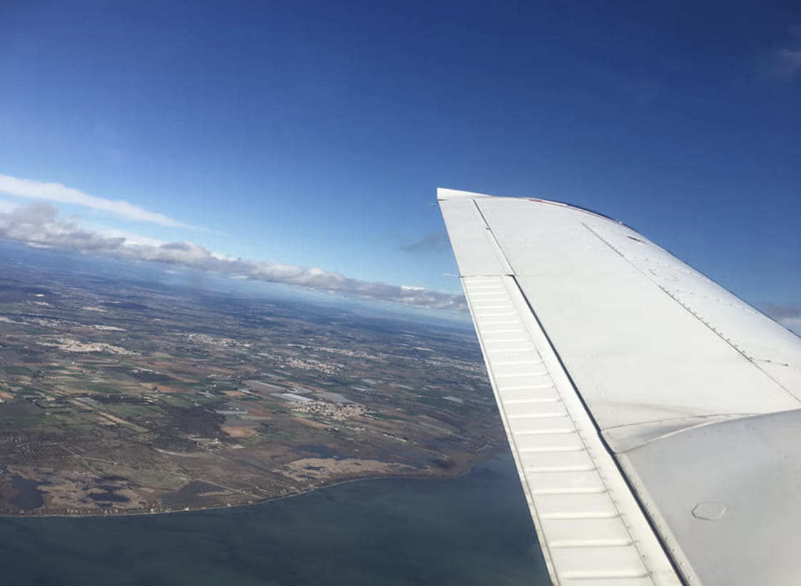 Vol AR Toulouse Lasbordes via le viaduc de Millau, la côte..