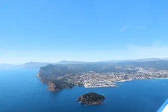 Baie de La Ciotat: île verte et bec de l'aigle