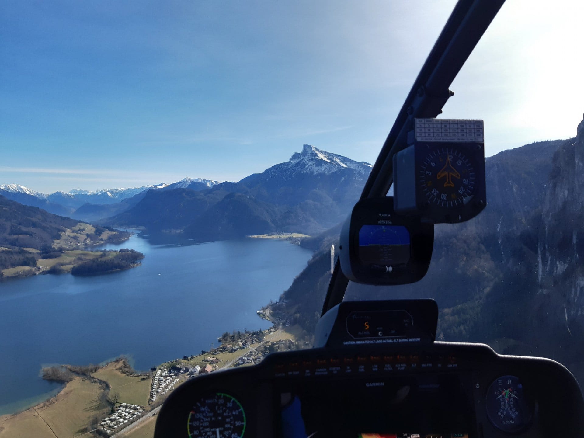 Helikopter Rundflug 55 Minuten Seengebiet Rundflug