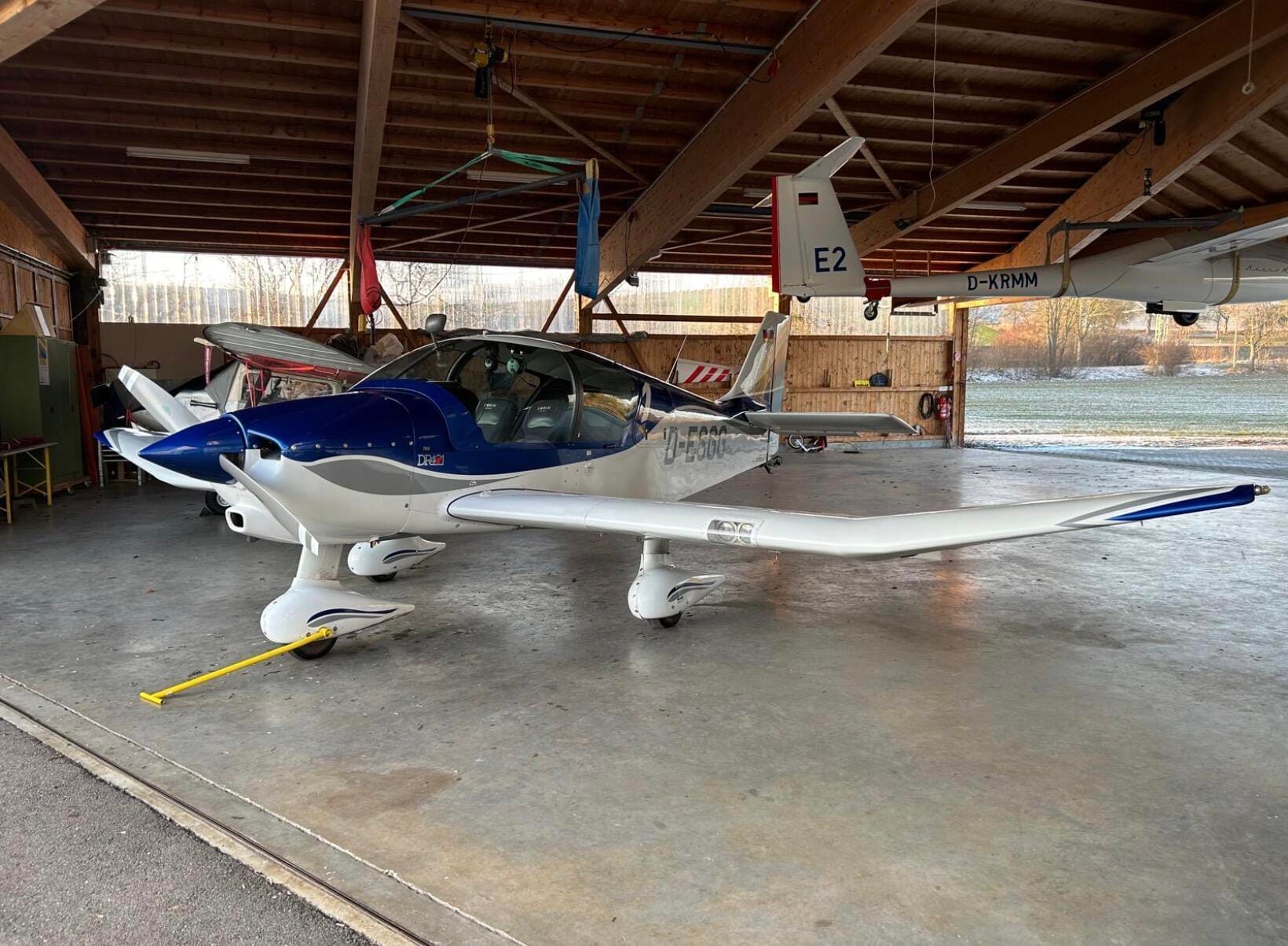 Robin DR 401