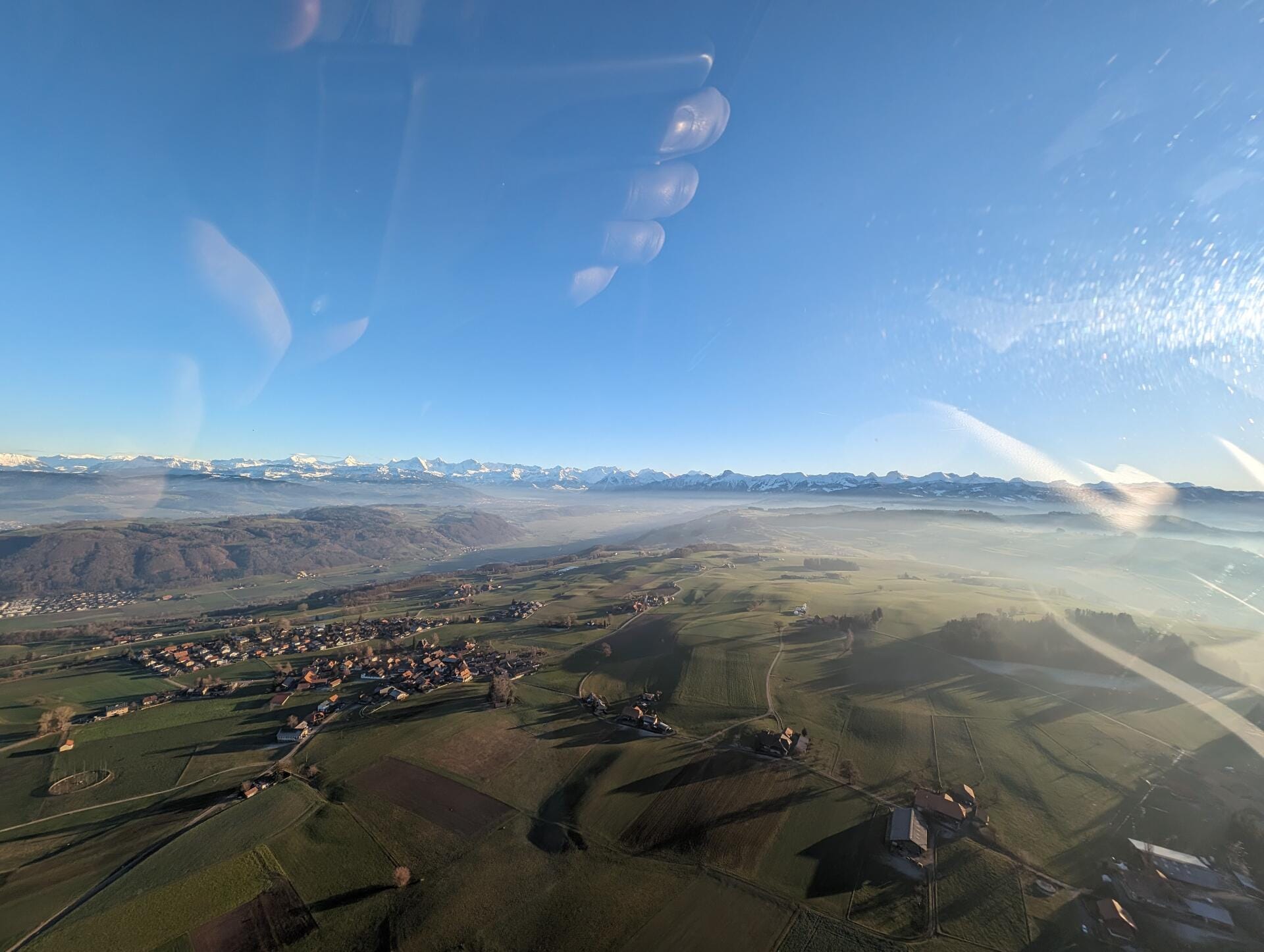 30 min Rundflug im R44, Du bestimmst die Route