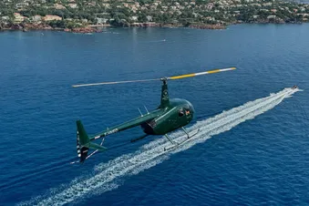 Saint-Tropez en hélicoptère - Vol privé - R44