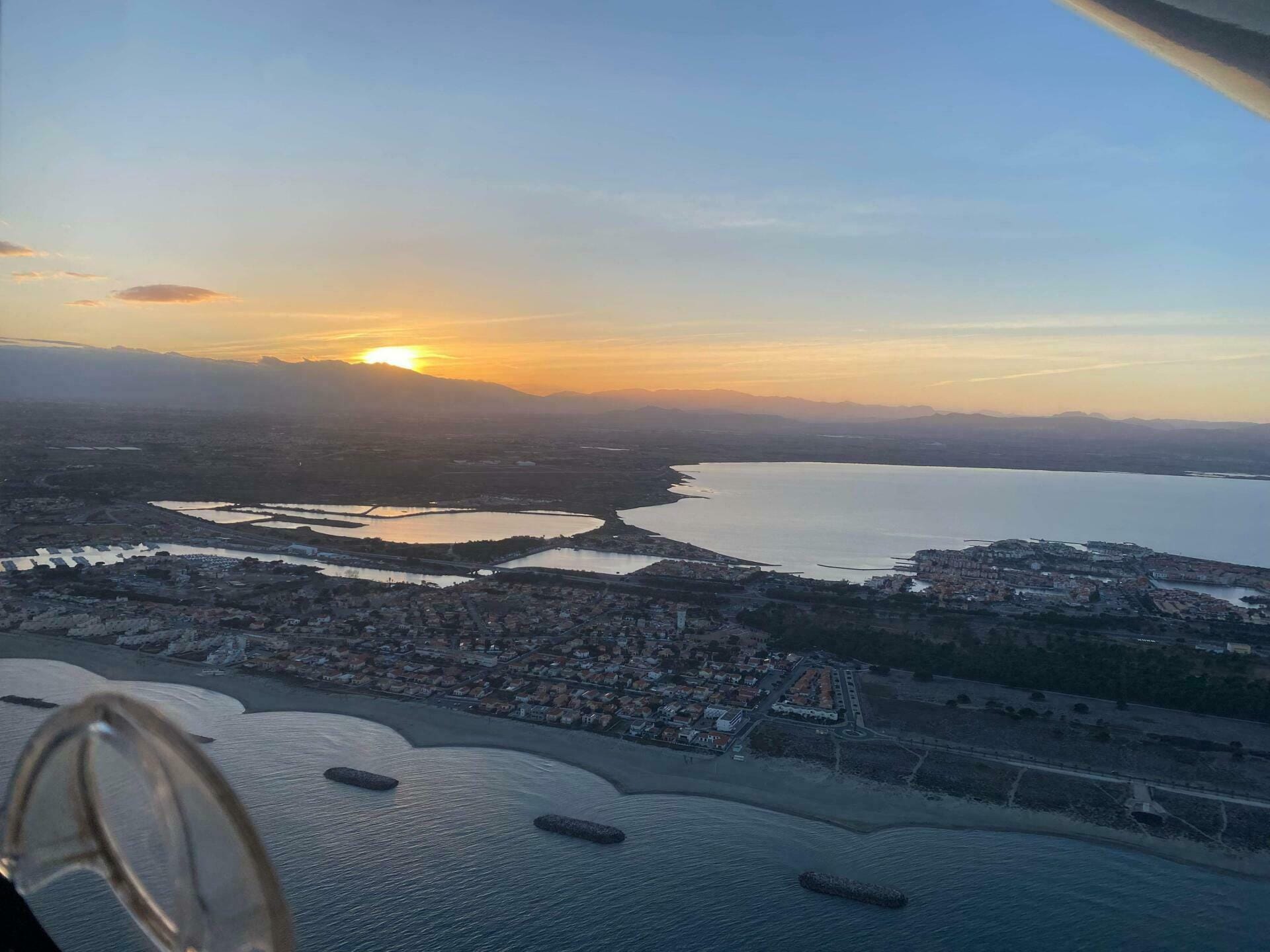 Balade aérienne à la découverte des plages catalanes