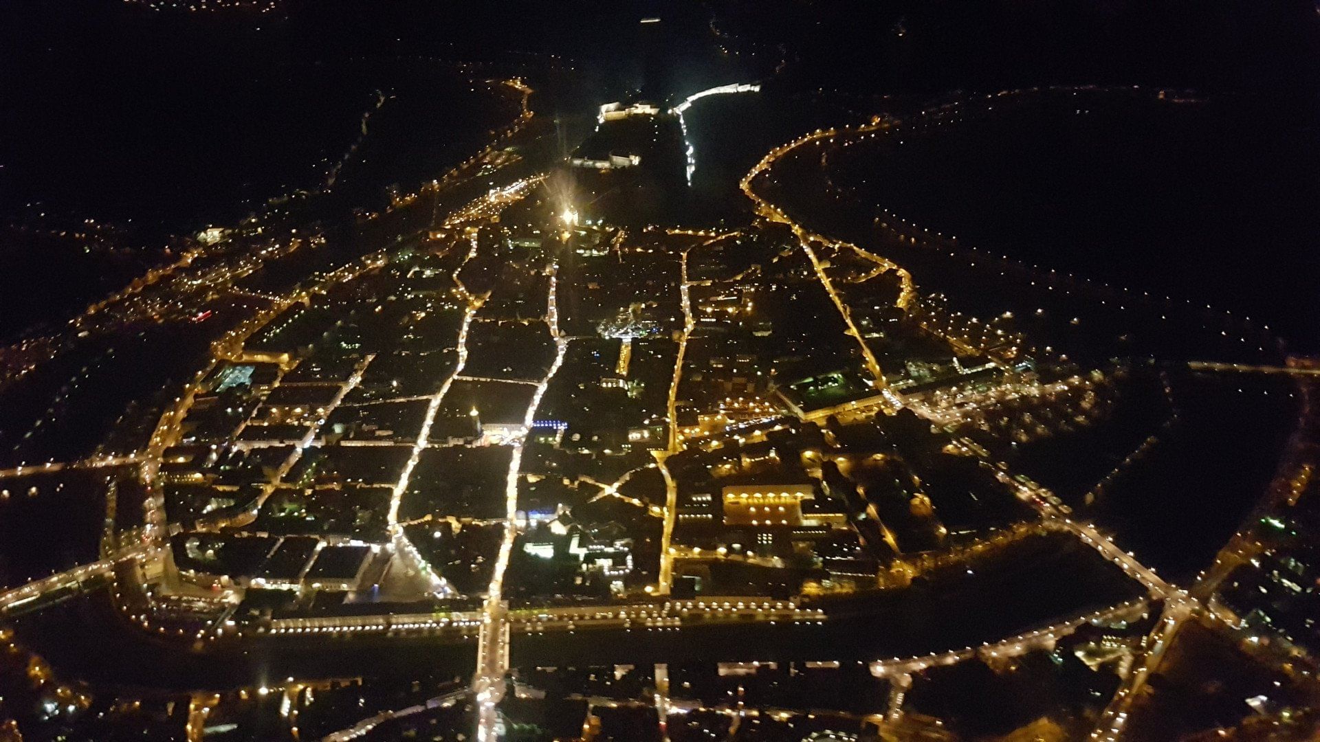 Vol sur mesure au départ de La Vèze