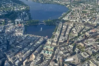 Rundflug über Hamburg