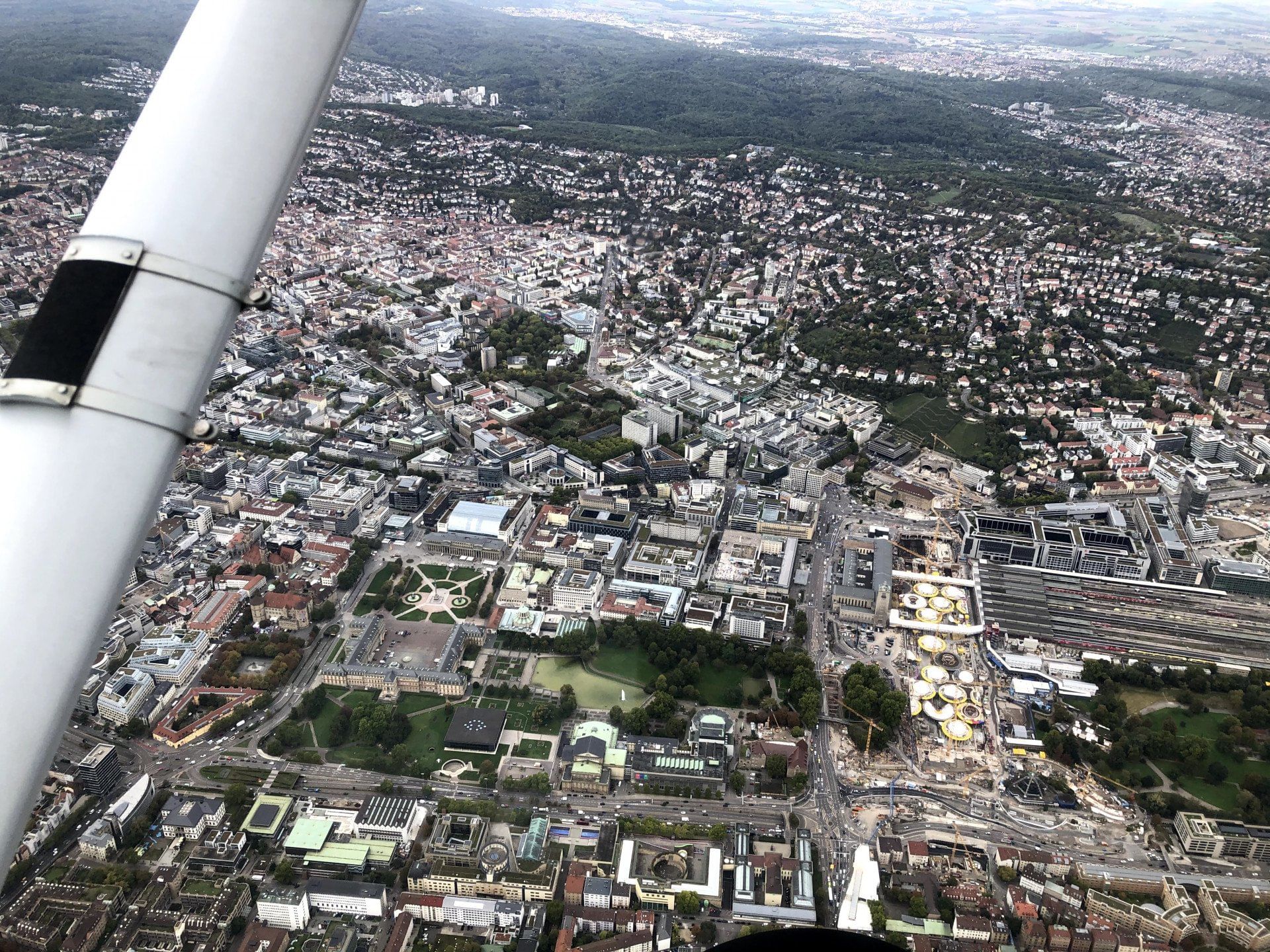 Pilot für einen Tag! – Unvergessliches Rundflugerlebnis