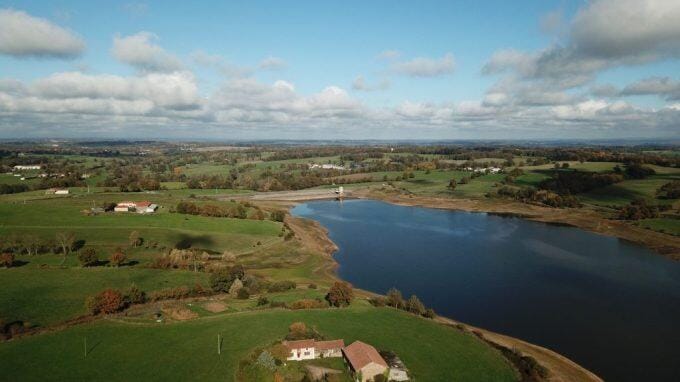 survol des lacs de haute Charentes
