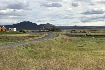 Akureyri to Modrudalur - sight seeing and stop over.