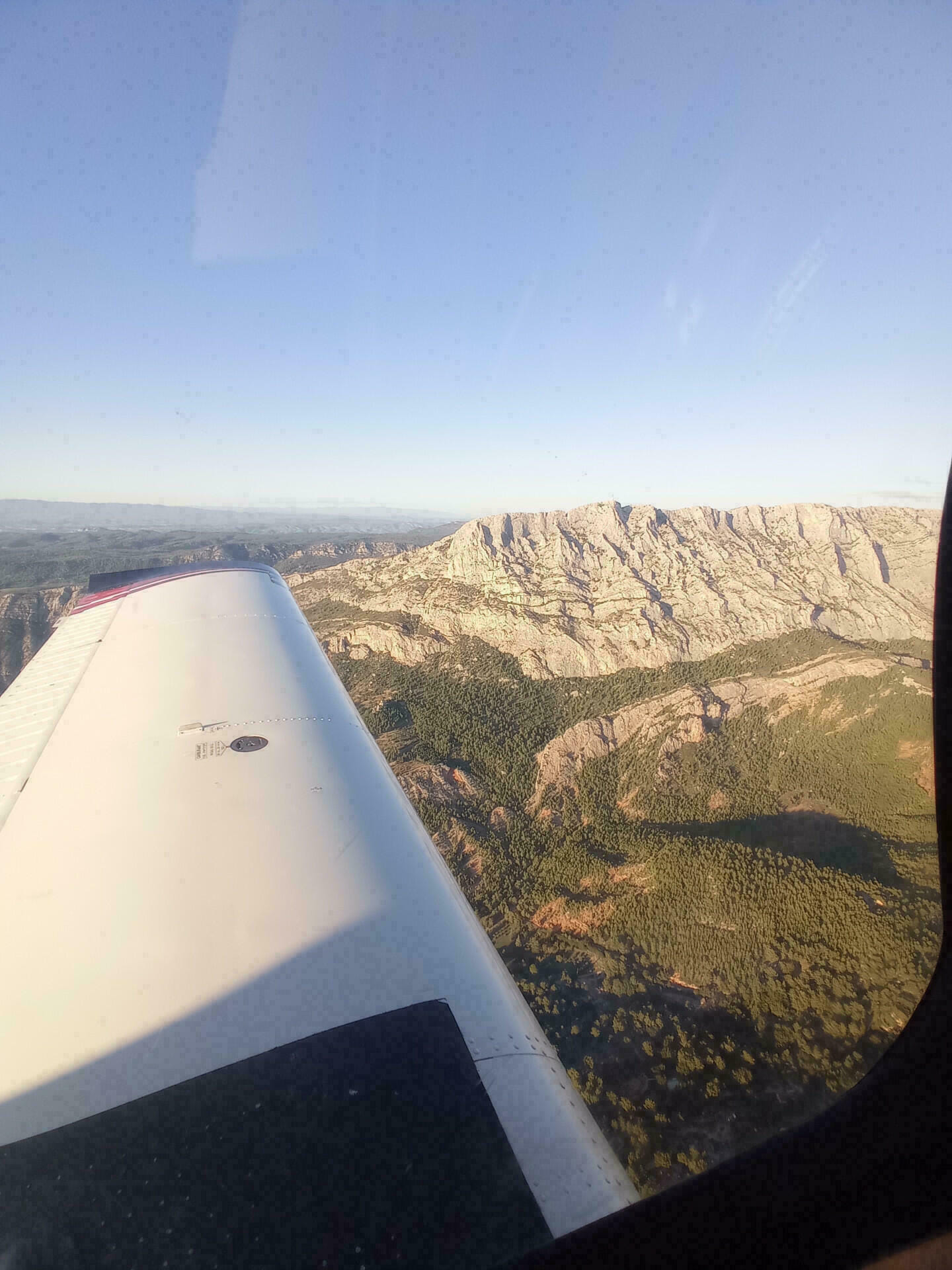 Petit vol : Aller voir la Sainte-Victoire d'en haut