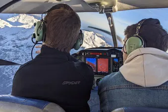 En vol au-dessus des Pyrénées